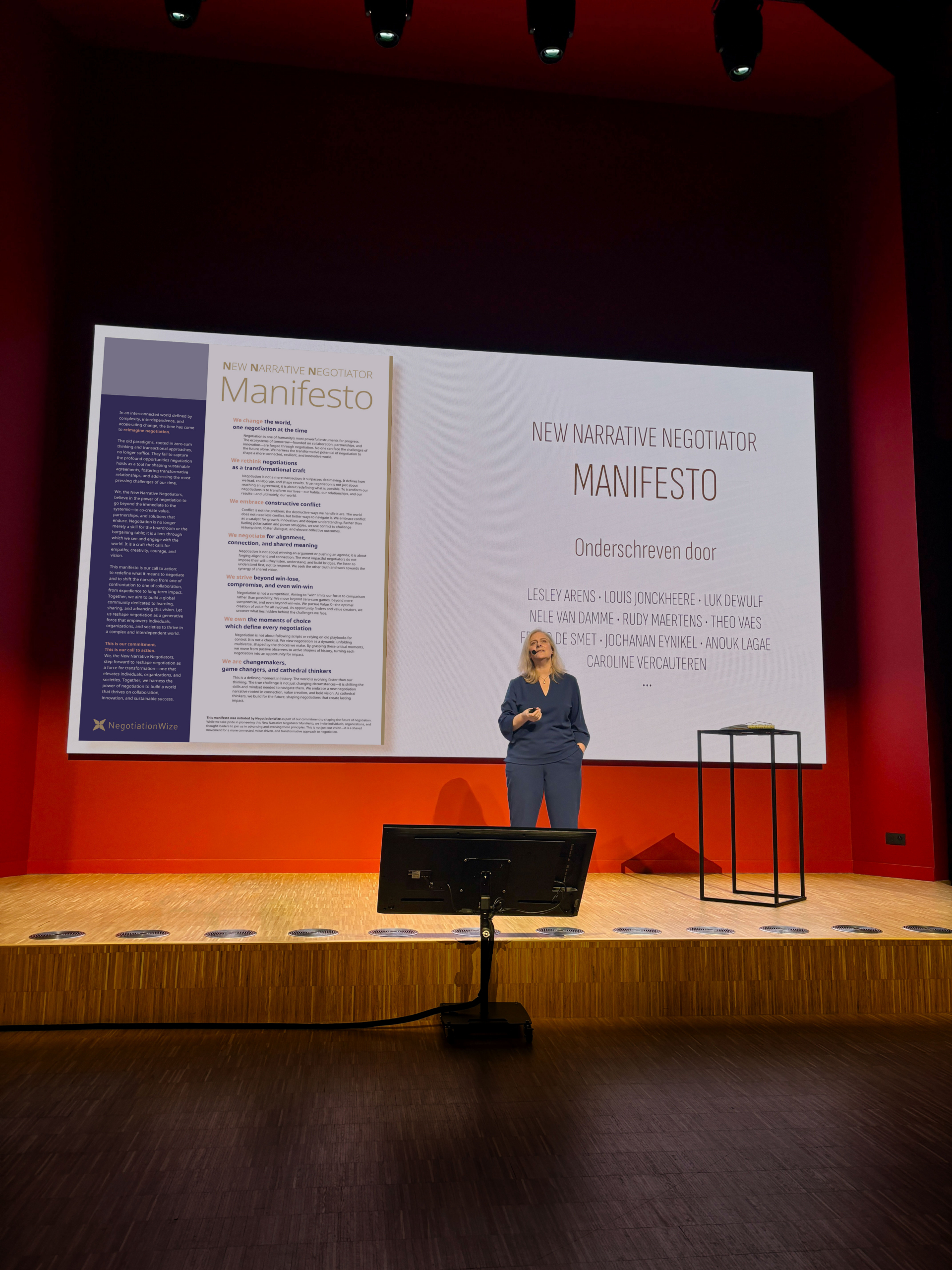 Katia Tieleman presenting the New Narrative Negotiator Manifesto
